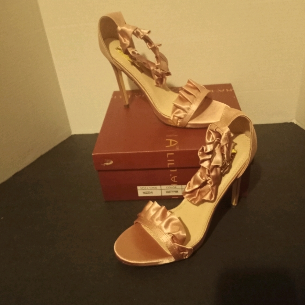 High heel shoes